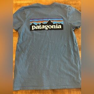 Women’s Patagonia T shirt size xsmall